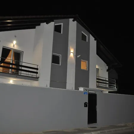 شقة Casa Matei Coresi